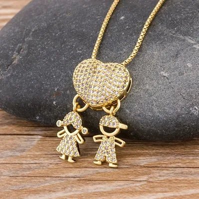 Colar Pingente Filhos em Ouro 18k