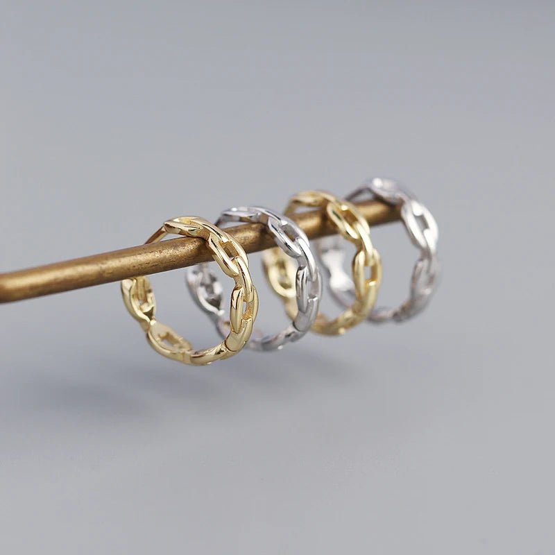 Brinco de argola com corrente em prata 925