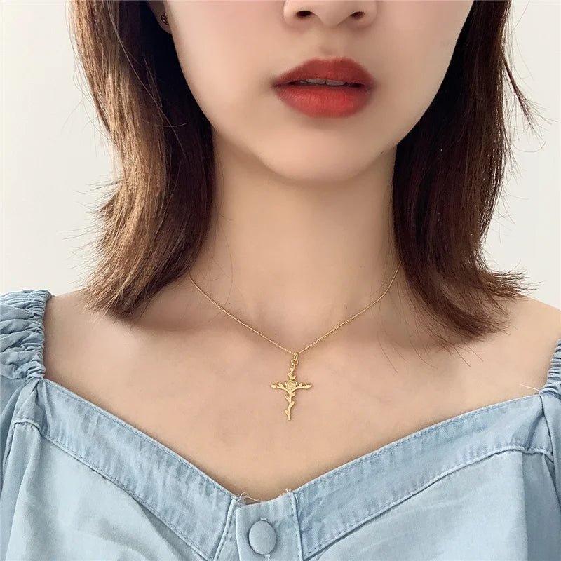 Colar Crucifixo Flores