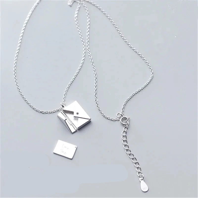 Colar Carta folheado a Ouro Rosa em Prata 925