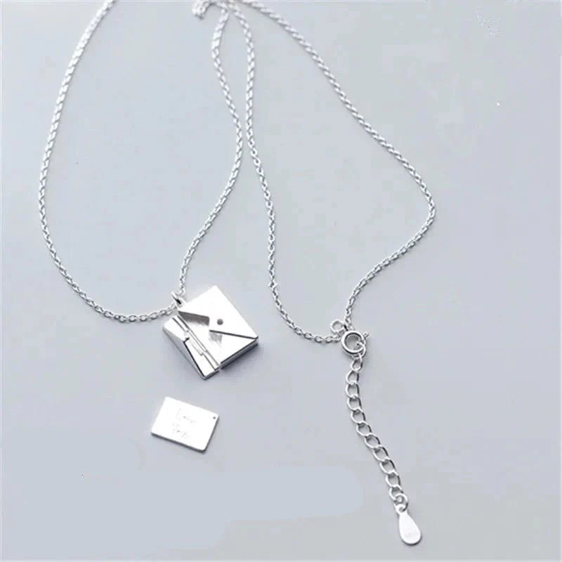 Colar Carta folheado a Ouro Rosa em Prata 925