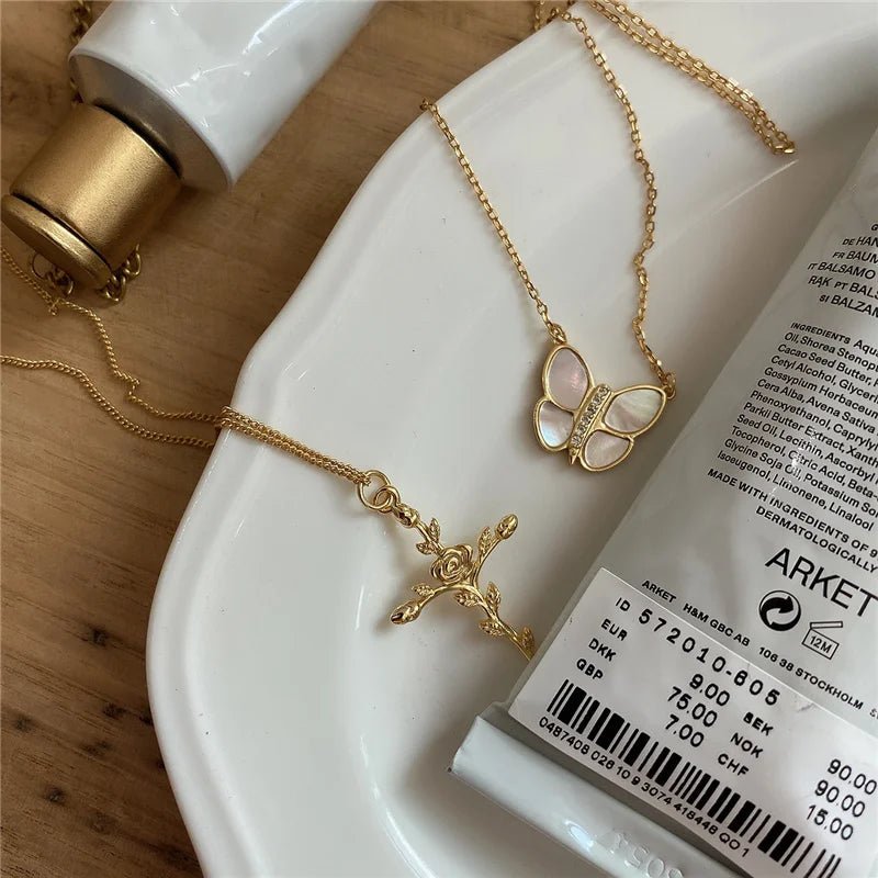 Colar Crucifixo Flores