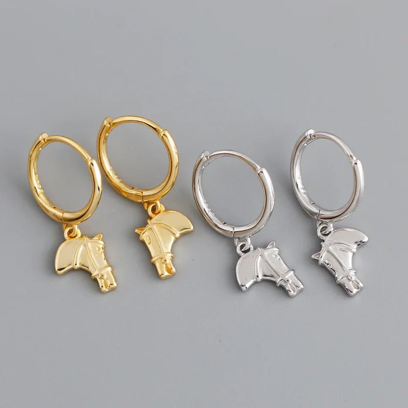 Brincos Cavalo em Prata 925 com Banho de Ouro 18k