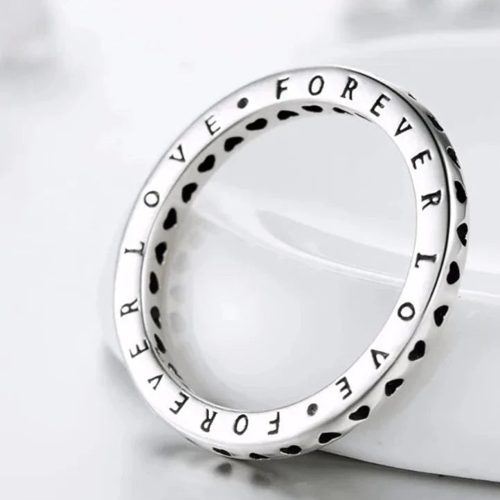 Anel Love em Prata 925 com Zircônia