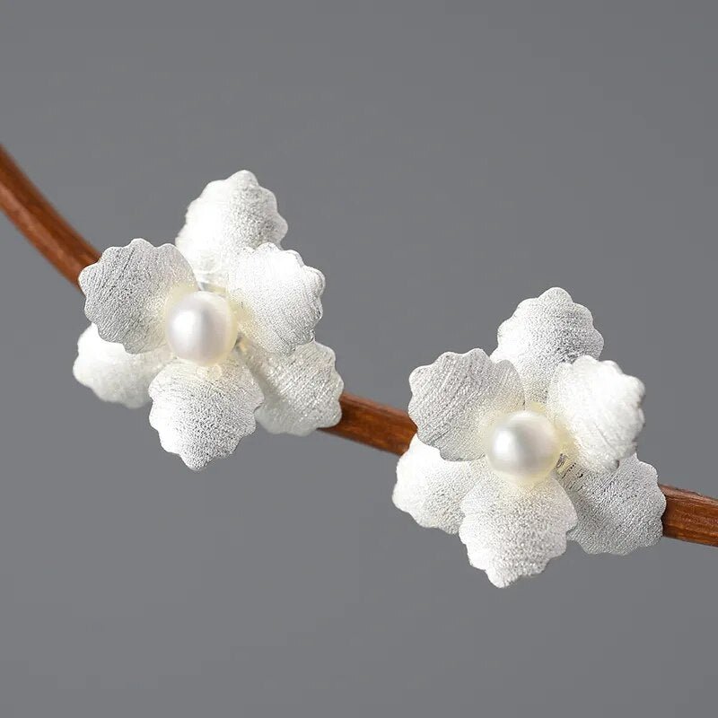 Brinco Flor de Lotus