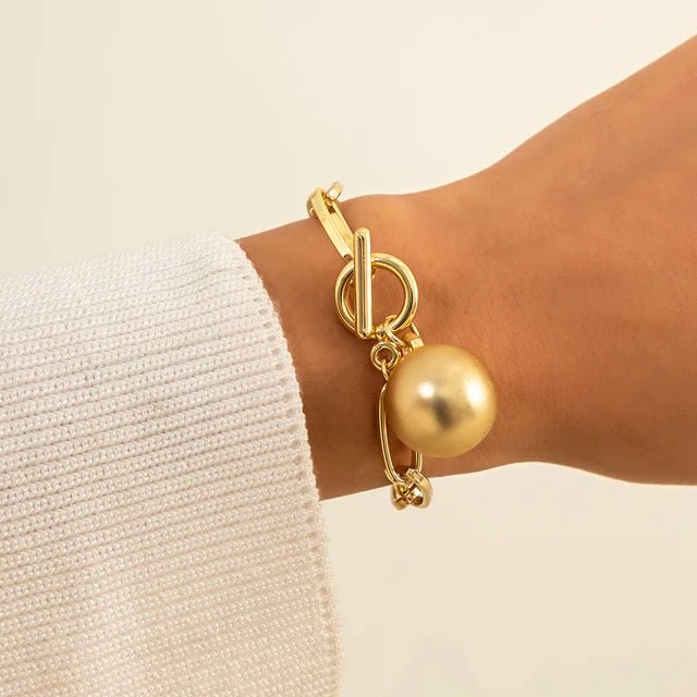 Pulseira Multi Camadas com Pérolas Barrocas