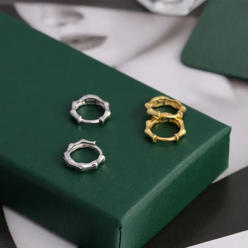 Brinco Bambu em Prata 925 com Zircônia