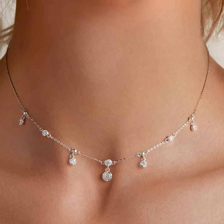 Colar Clavícula com Zircônia em Prata 925 Gota d’Água