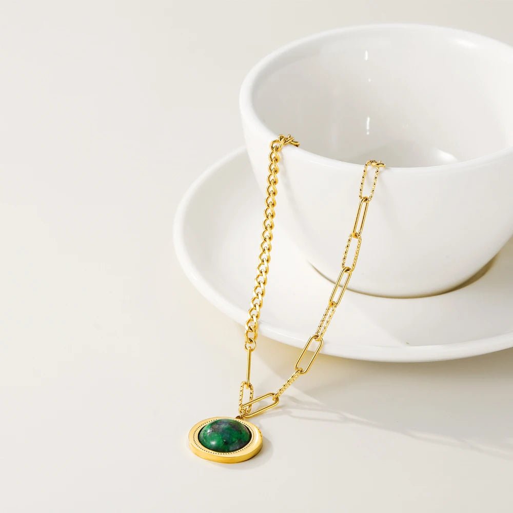 Colar Pedra Natural Verde 18K