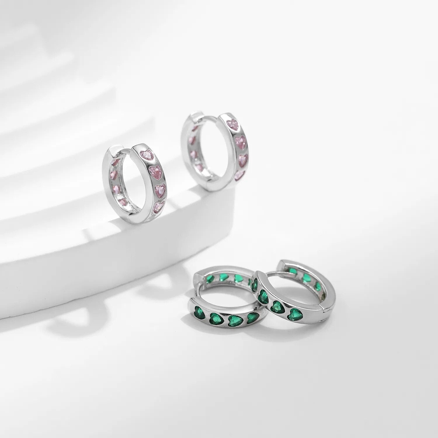 Brinco Argola Prata e Zircônia