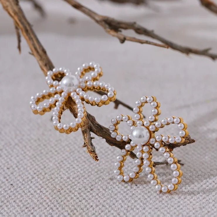 Brinco Flor Pérola Grande