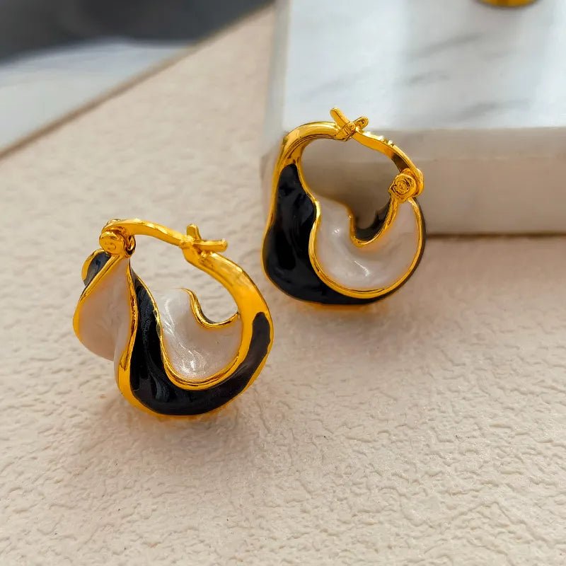 Brinco Torcido Banhado Ouro18k