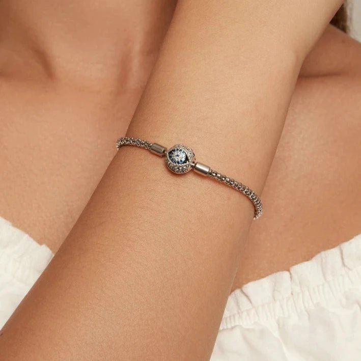 Bracelete Olho Negro com Zircônia em Prata 925