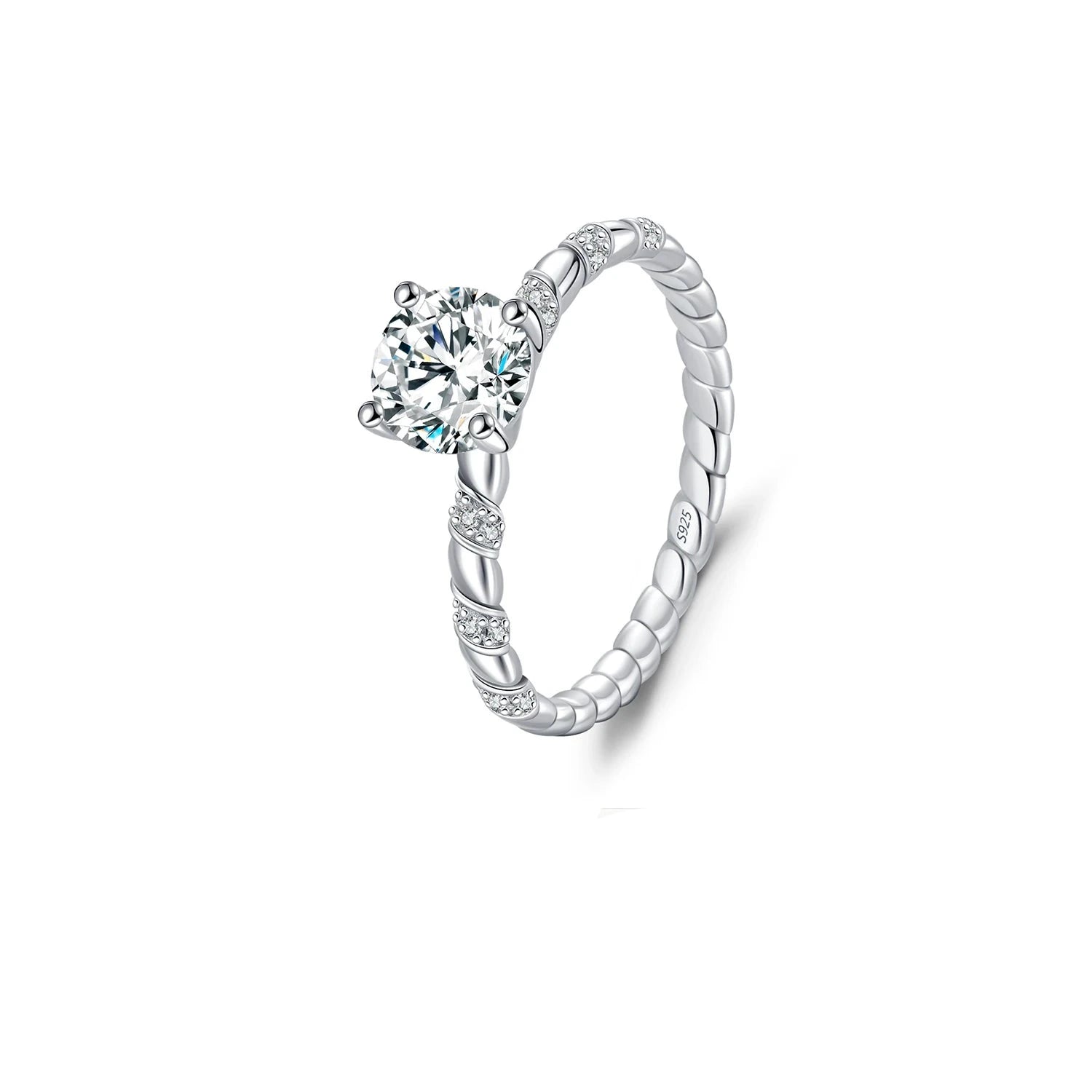 Anel Torcido em Prata 925 com Moissanita Brilhante