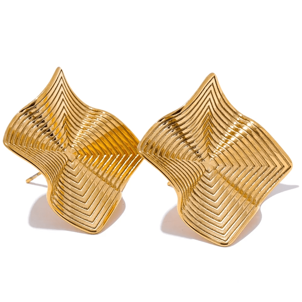 Brinco Torcido Em Ouro 18k - Vonn