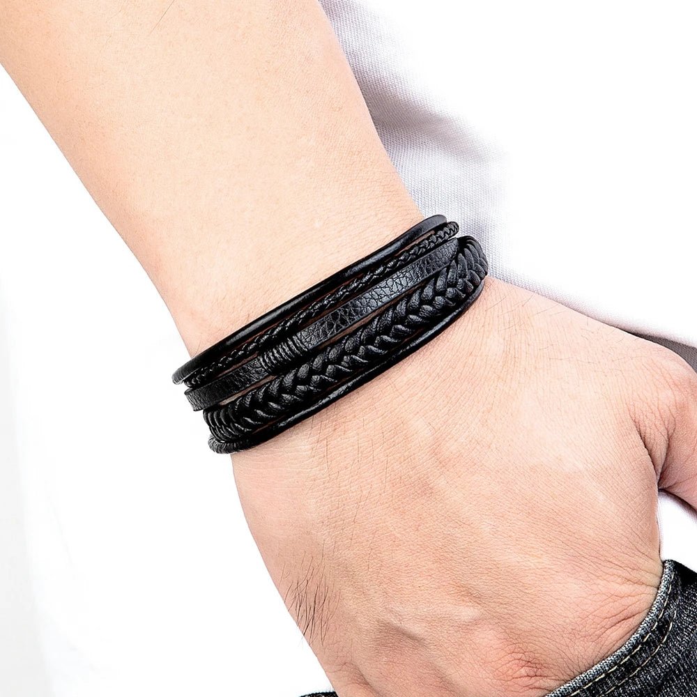 Pulseira Masculina Dupla Couro: estilo e modernidade