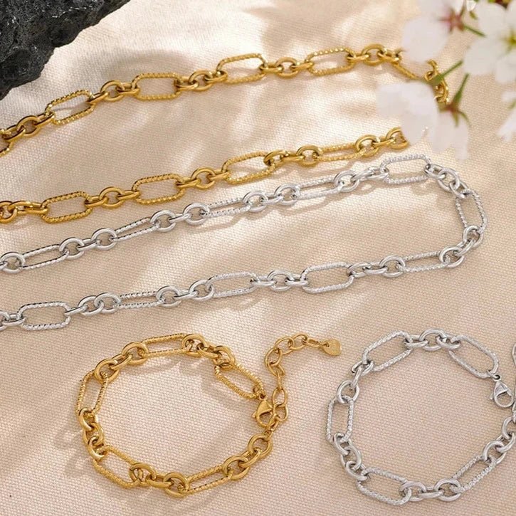 Colar e Pulseira Formato Corrente