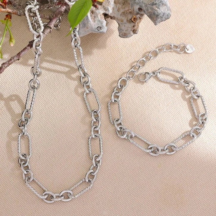 Colar e Pulseira Formato Corrente