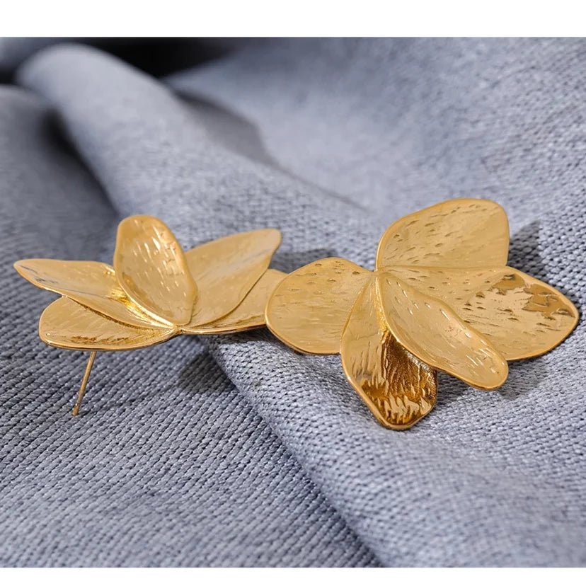 Brinco Semijoia Dourado Folha