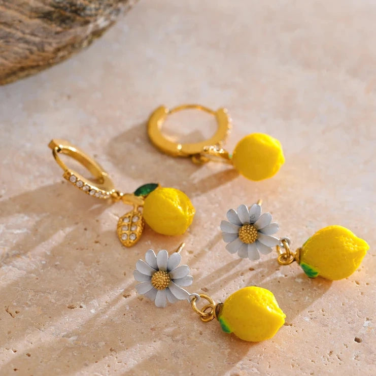 Brinco Limão Dourado Geométrico com Zircônia