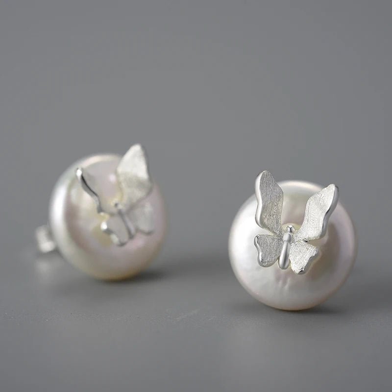 Brinco Borboleta Pérola