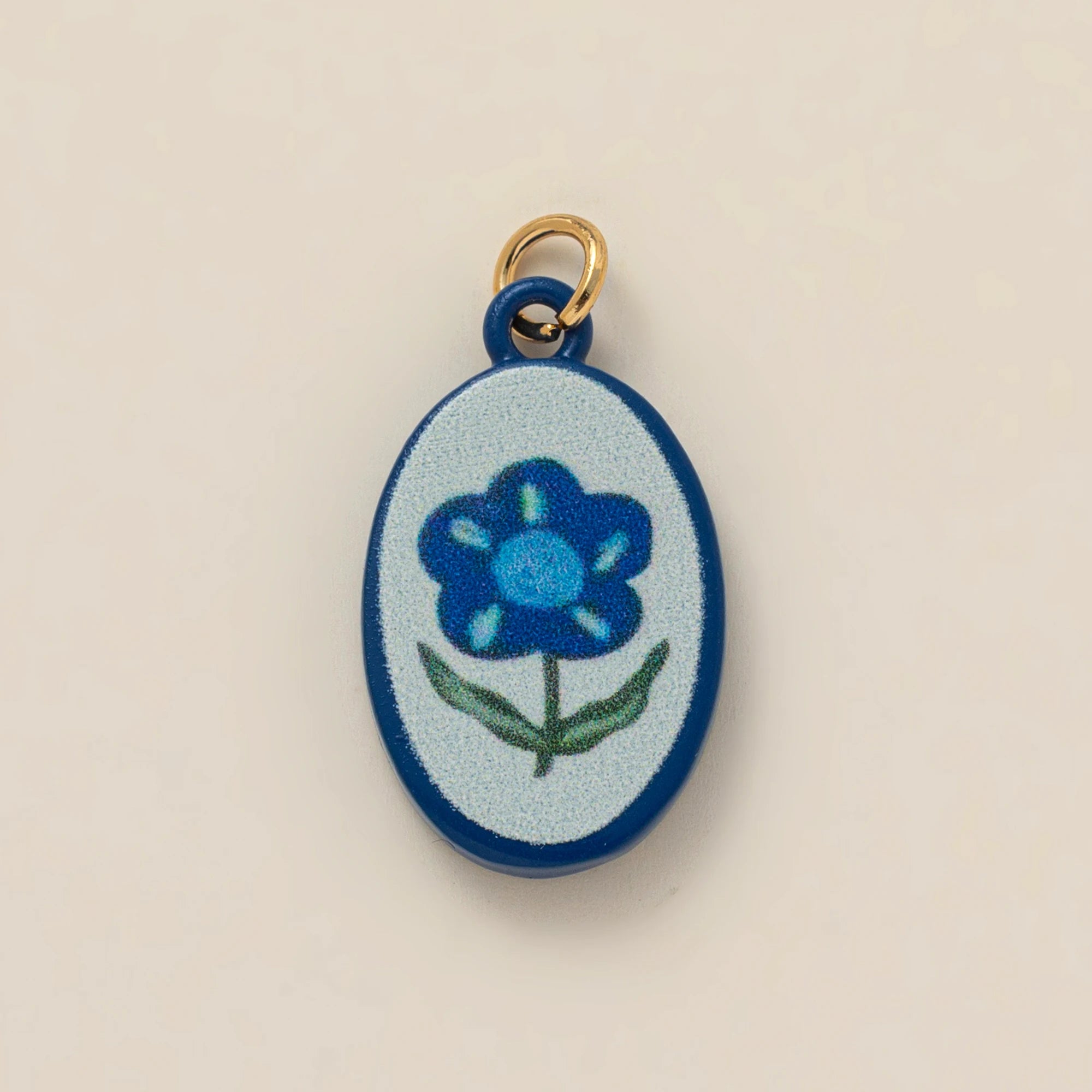 Charm Flor Dourada Clássica em Metal para Pulseiras e Colares