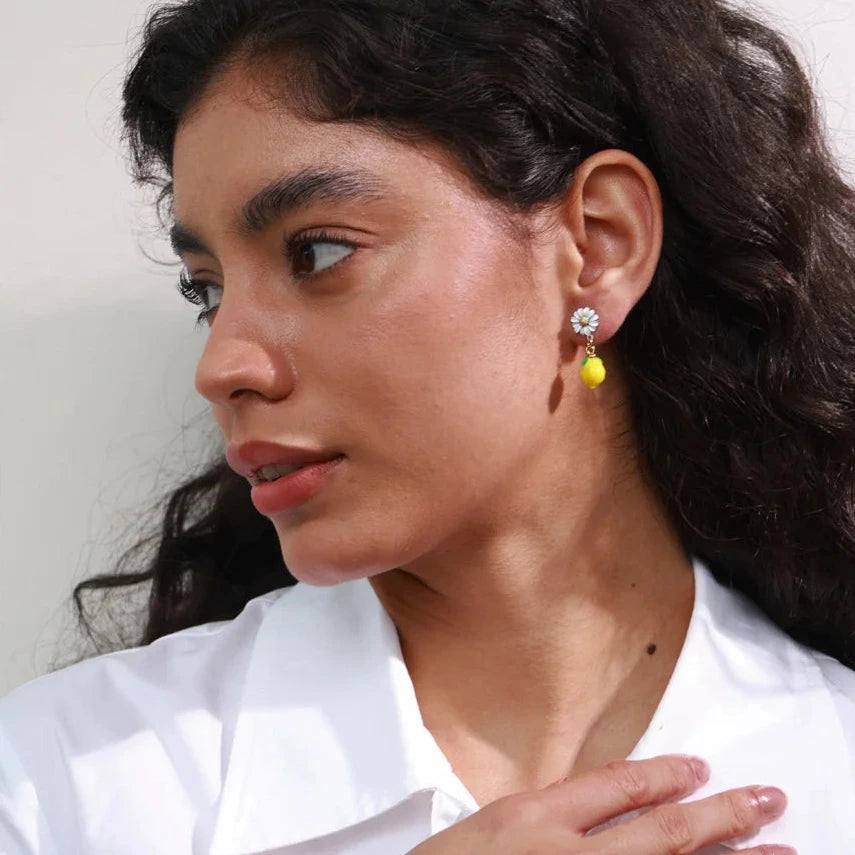 Brinco Limão Dourado Geométrico com Zircônia