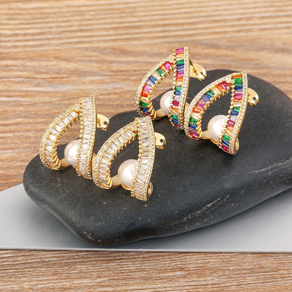 Brincos Geométricos Irregulares com Zircônia Folheados a Ouro 18k