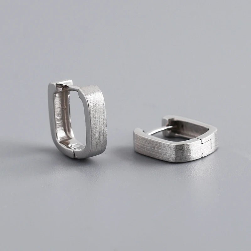 Brinco Argola Retangular em Prata 925 com Zircônia