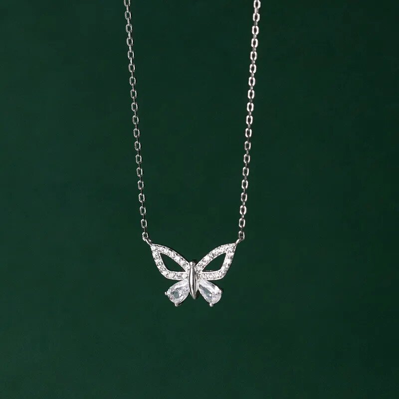 Colar Borboleta Pedra Zircônia