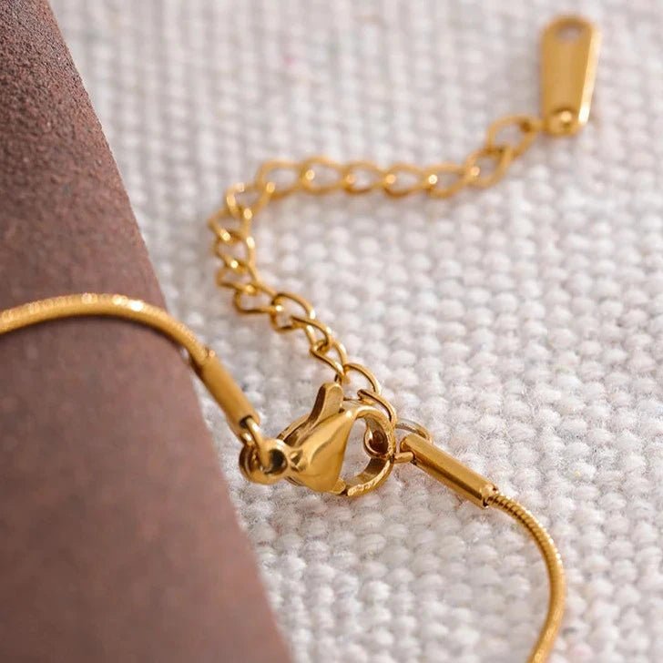 Colar Laço Dourado