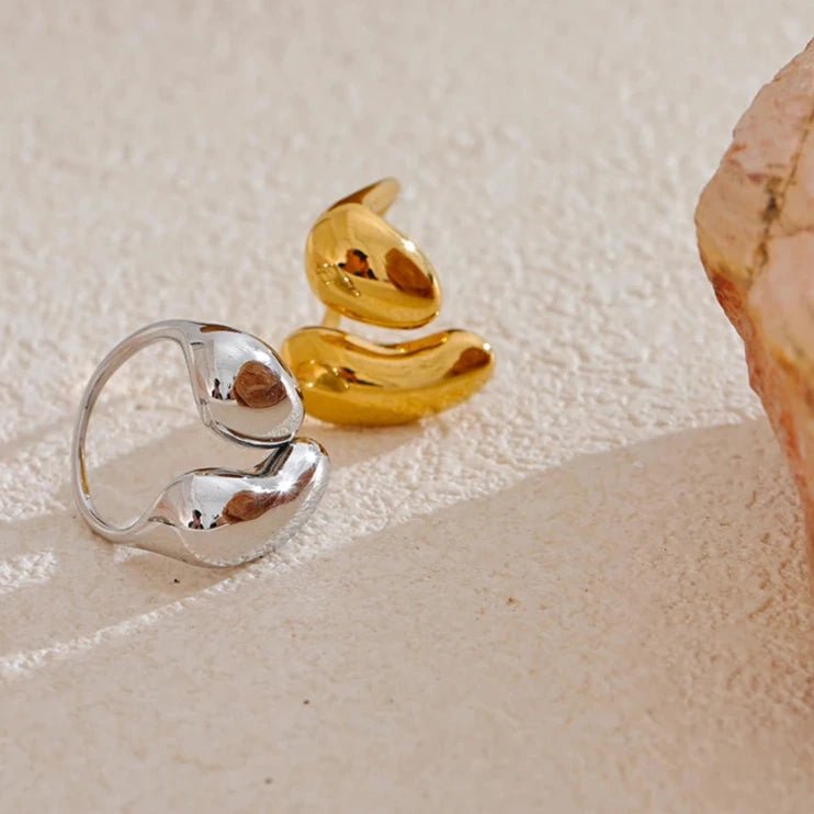 Anel Capri em Aço Inoxidável com Banho de Ouro 18K