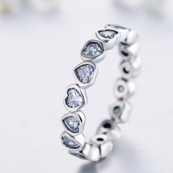 Anel Sequencia Coração Zircônia