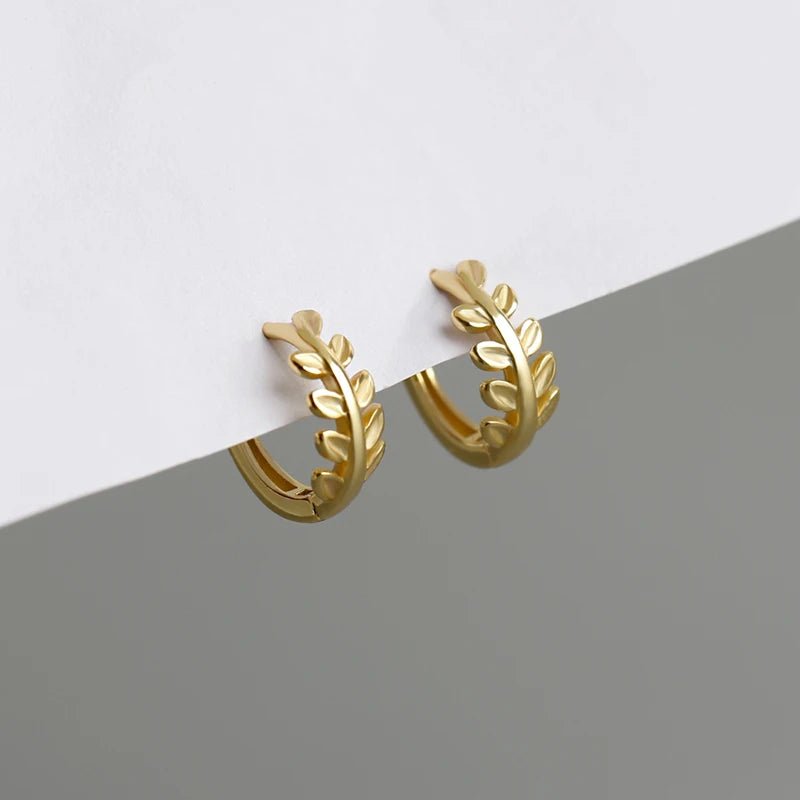 Argola Folha Tradicional em prata 925