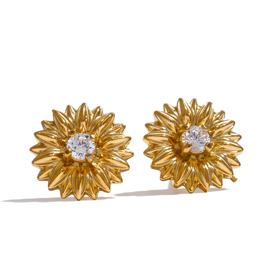 Brinco Girassol Dourado - Amare_35 folheada a ouro da Vonn | Vonn