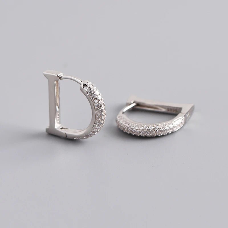Brinco Letra D Prata 925