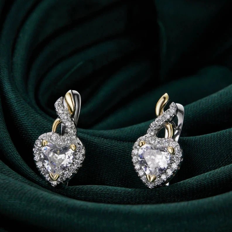 Brincos de Argola em Prata 925 com Formato de Coração