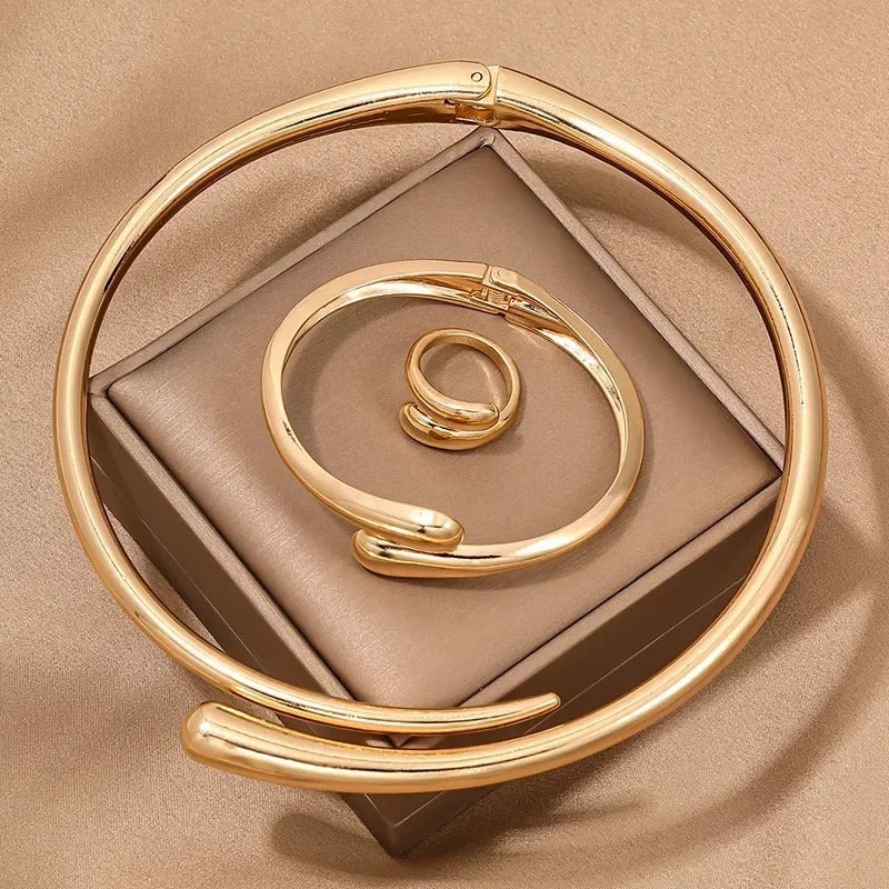 Conjunto de Semijoias Orgânicas Douradas com Banho