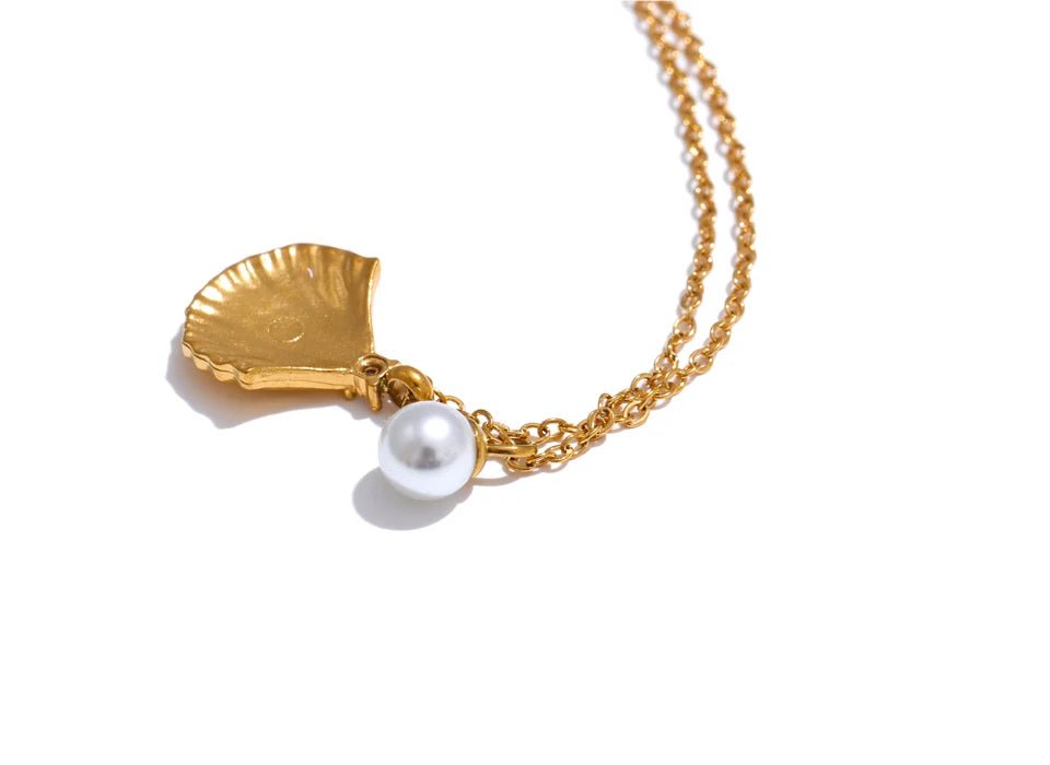 Colar Concha com Pérola - Amare_33 folheada a ouro da Vonn | Vonn