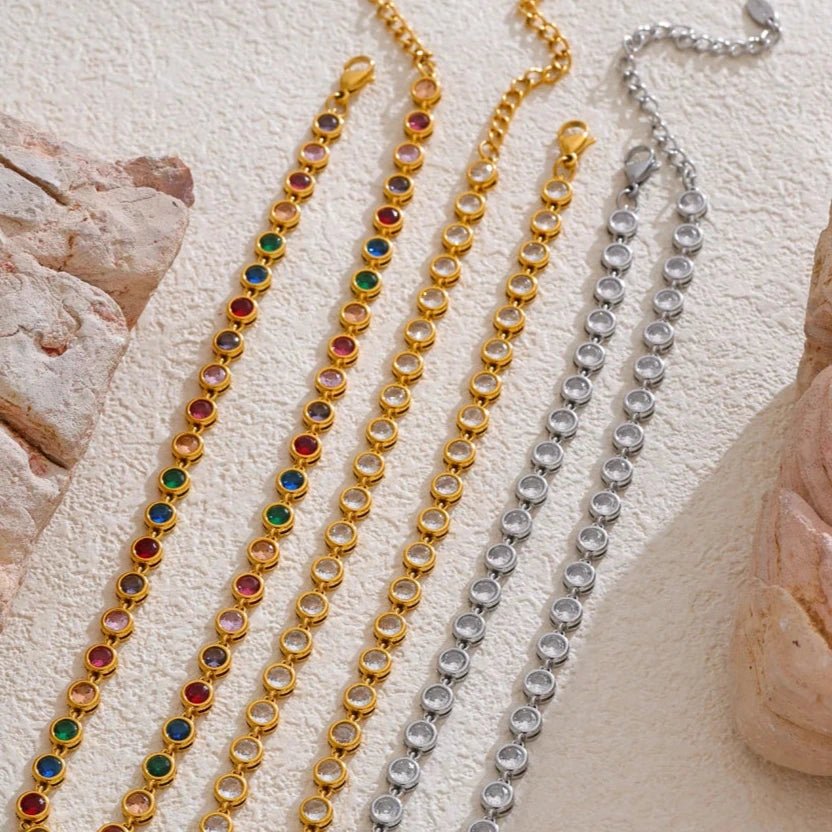 Colar Dourado Pedras Zircônia - Amare_32 folheada a ouro da Vonn | Vonn