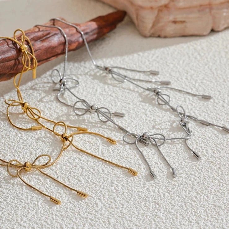 Gargantilha Laço Dourado