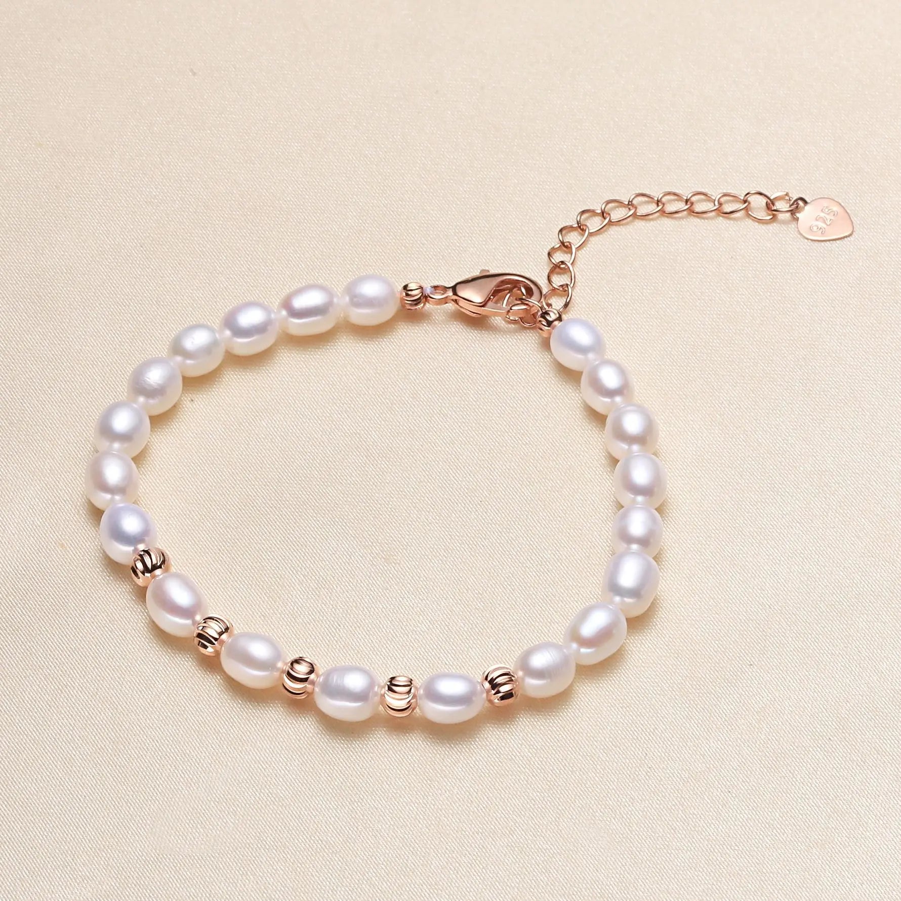 Pulseira de Pérola de Água Doce - Amare_23 folheada a ouro da Vonn | Vonn