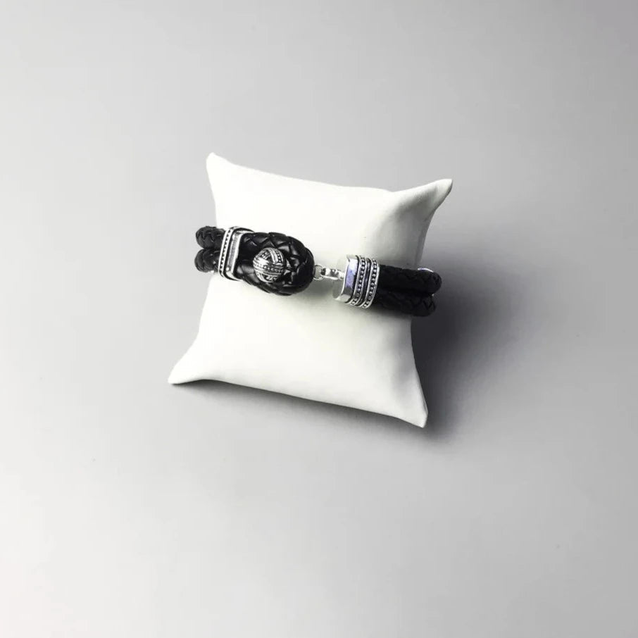 Pulseira de Couro com Detalhes em Prata 925