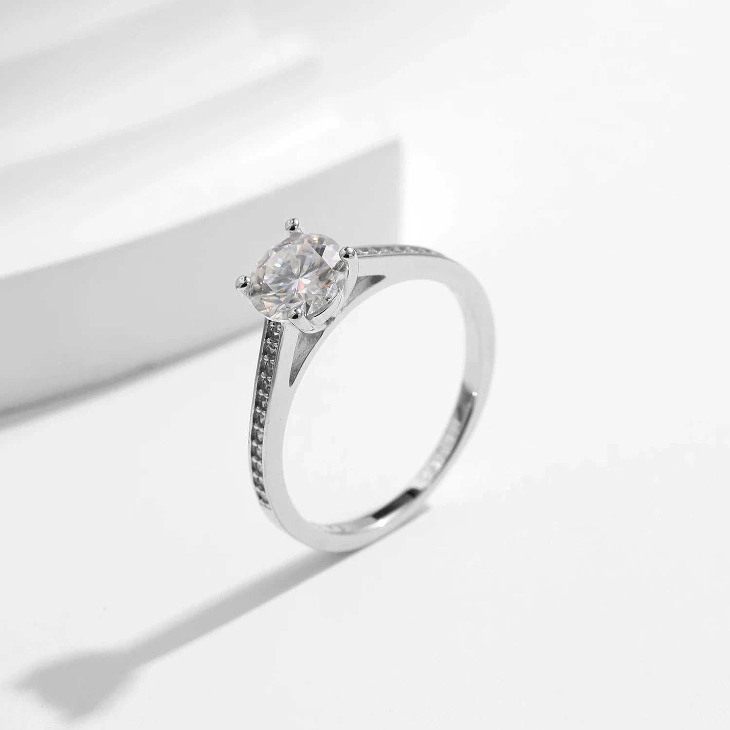 Anel Solitário Moissanite Prata 925