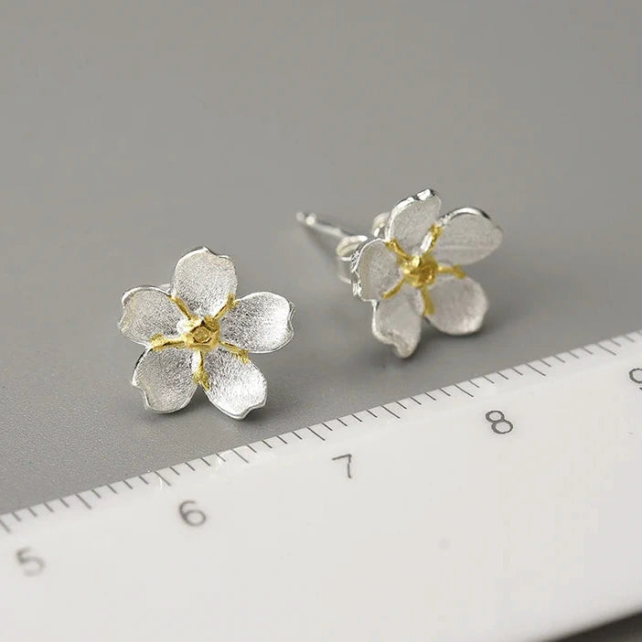 Brincos Folha Delicados em Prata 925 Minimalistas