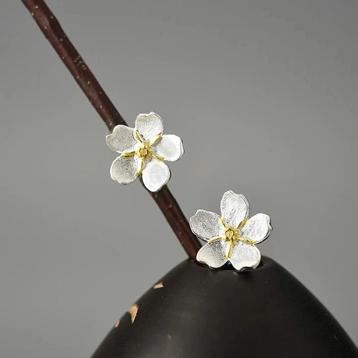 Brincos Folha Delicados em Prata 925 Minimalistas