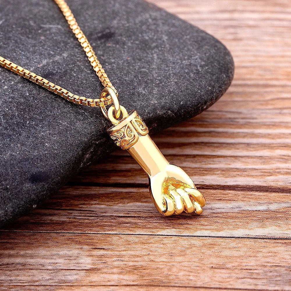 Colar Figa Delicado Zircônias Banhada a Ouro 18k